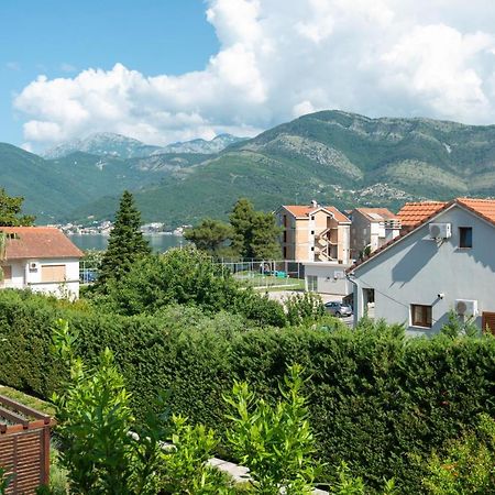 Sea Star Apartment Tivat Exterior photo
